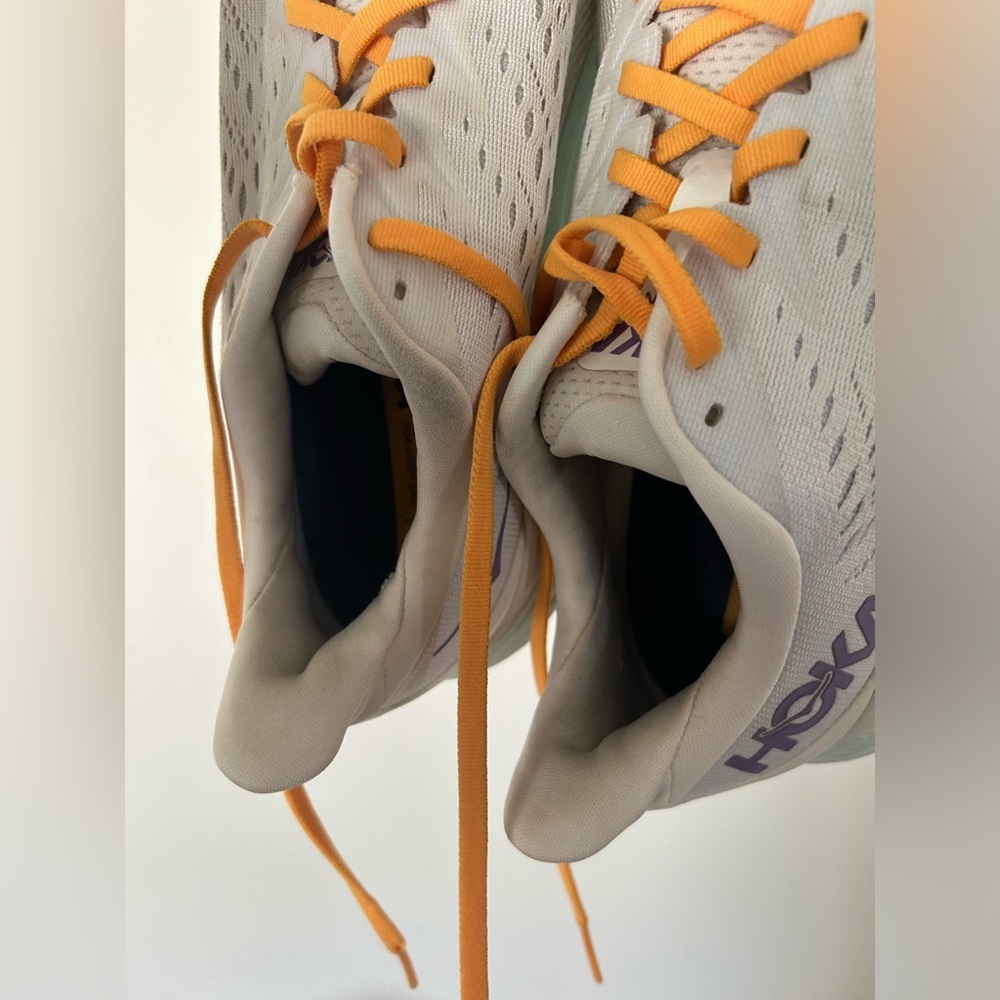 Hoka One One Clifton 8 Running Shoes - Picture 7 of 7
